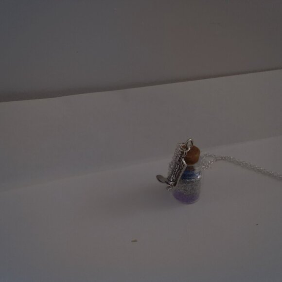 Cute Necklaces and keychains - Picture 9 of 16